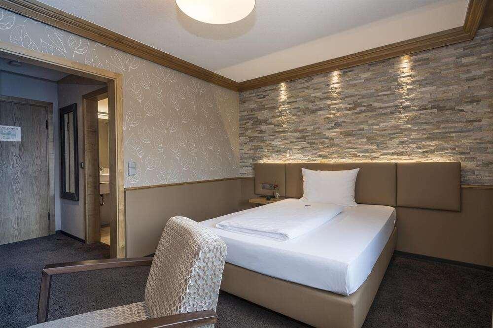 Hotel & Restaurant Becher Donzdorf Zimmer foto